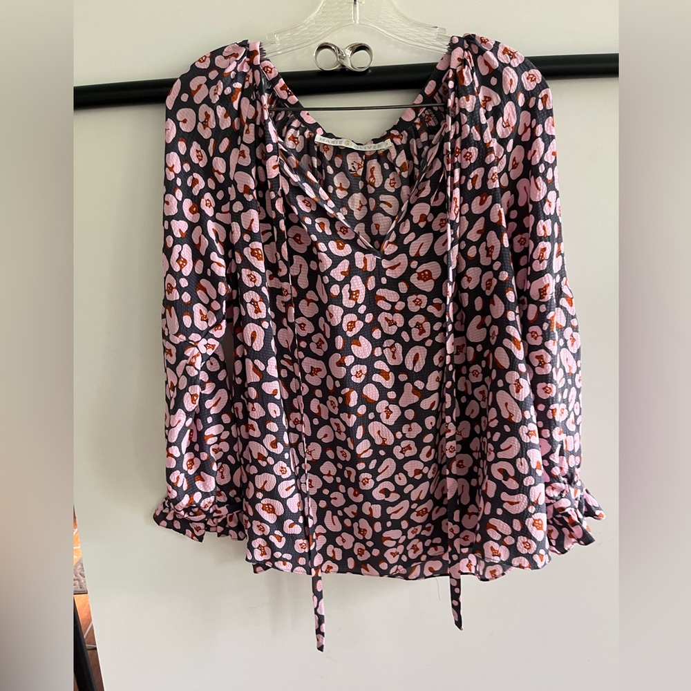 Marie Oliver Silk pink cheetah Print Long Sleeve Blouse Top
